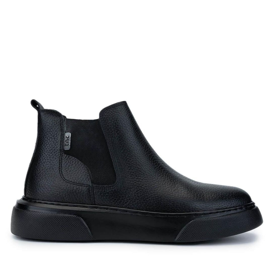 Madasat Black Men's Genuine Leather Casual Boots - 950 |
