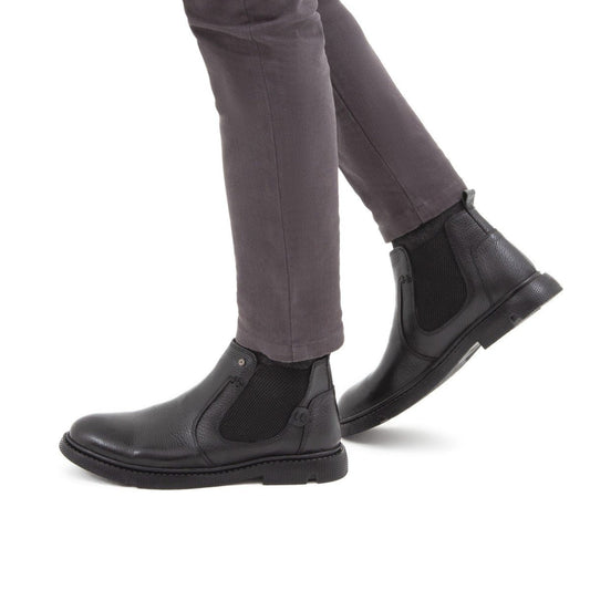 Madasat Black Leather Classic Boot - 555 |