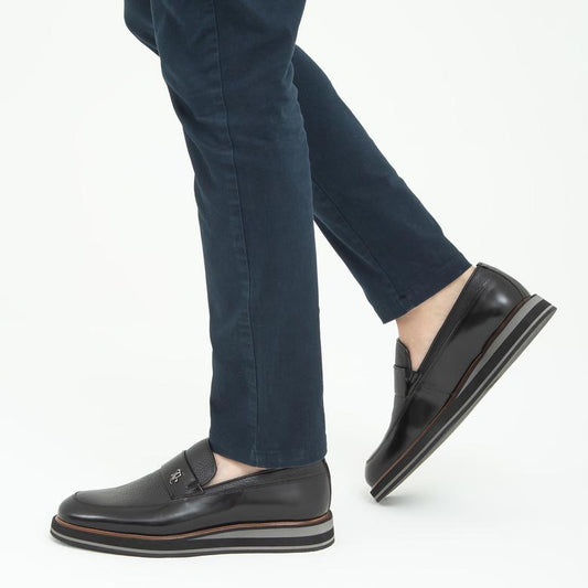 Madasat Black Leather Loafer - 605 |