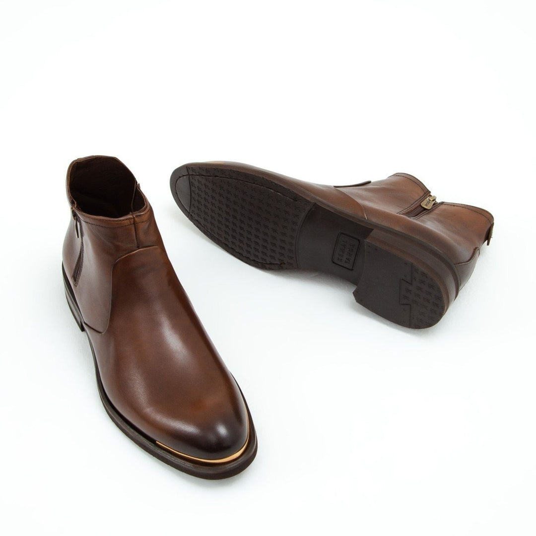 Madasat Brown Leather Classic Boots - 546 |