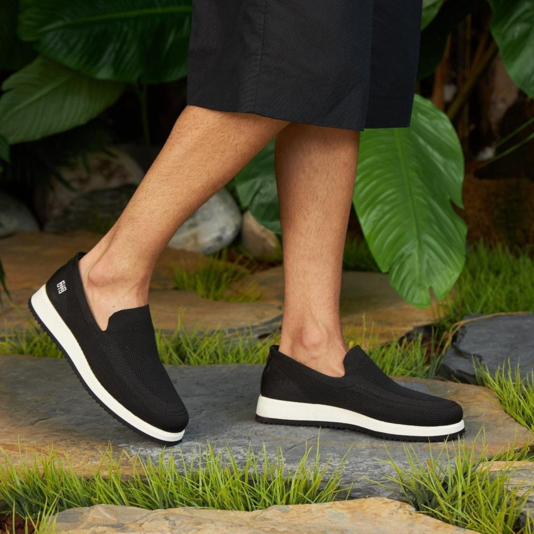 Madasat Black Slip On Casual Knit Shoes - 856 |