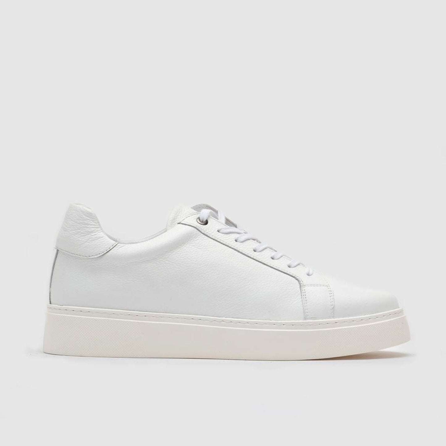 Madasat White Leather Casual Shoes - 810 |