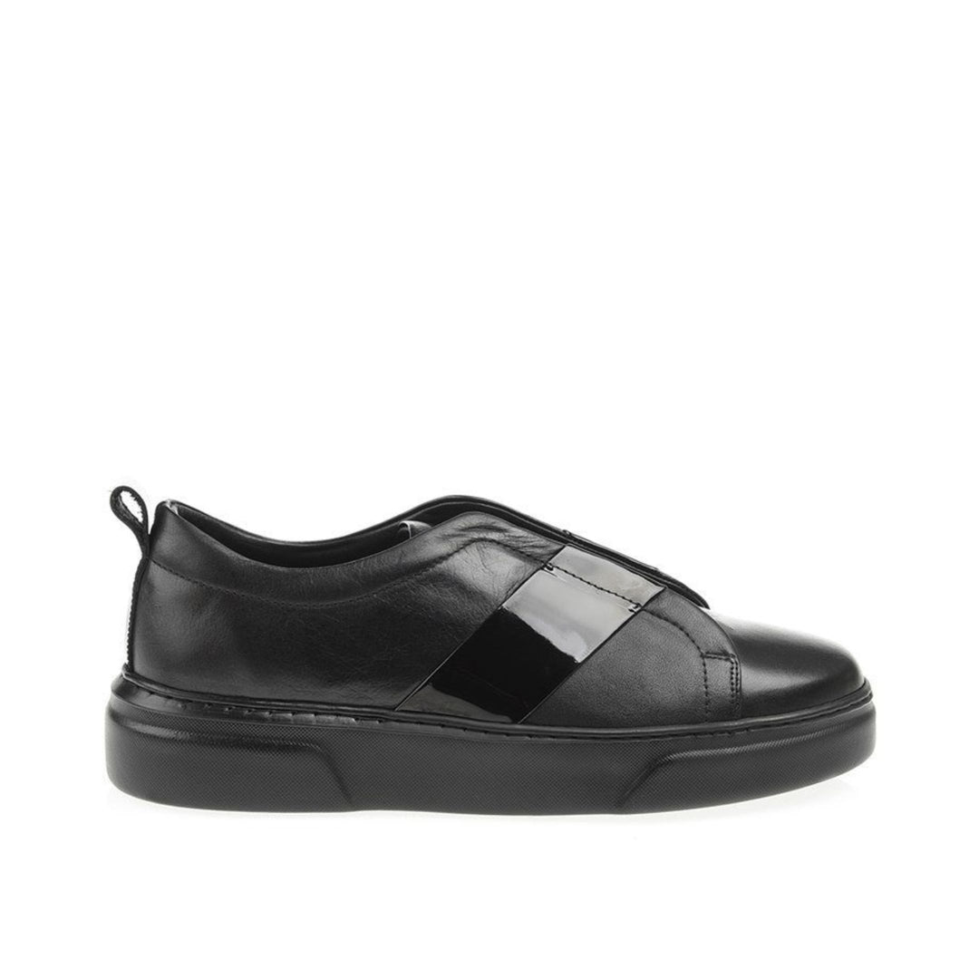 Madasat Black Comfort Loafer - 211 |