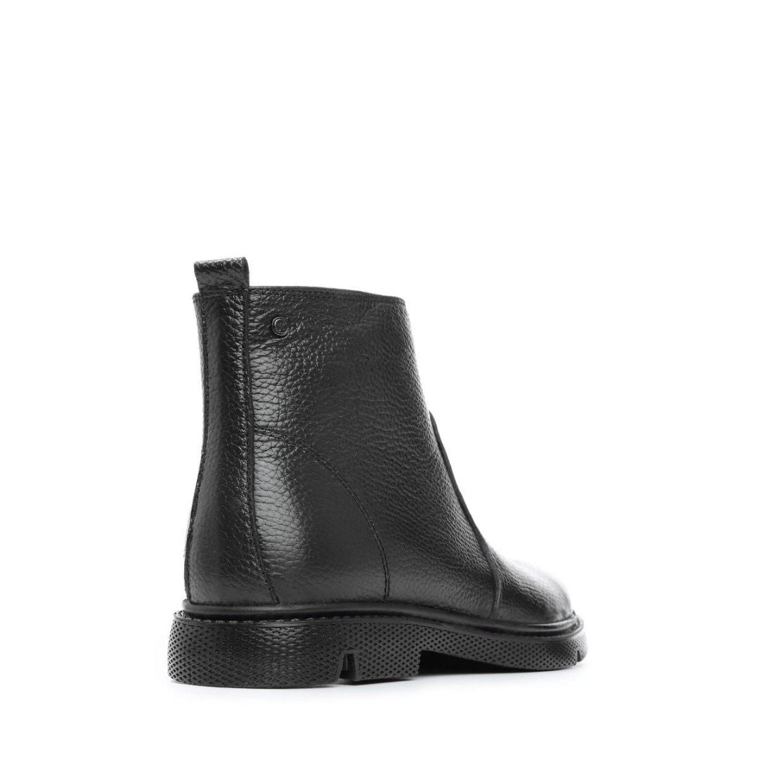 Klassischer Madasat-Stiefel aus schwarzem Leder - 559 |